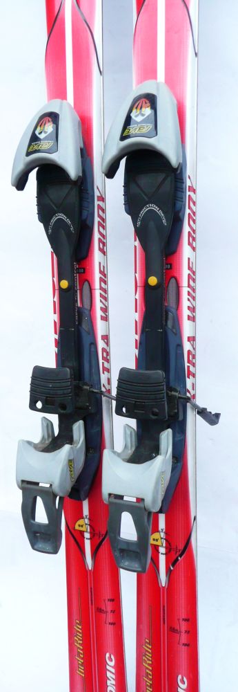 Atomic B-Ride 9.22 carving síléc