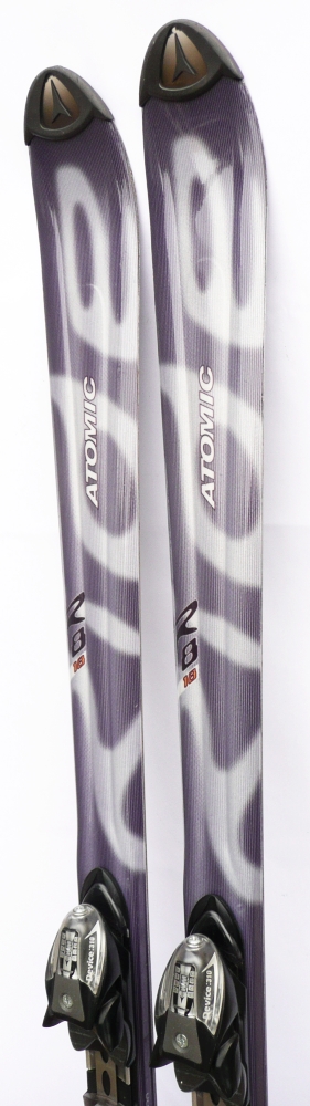Atomic B-Ride R8.18 carving síléc