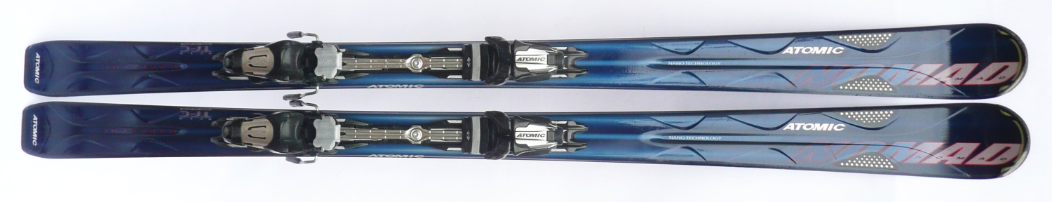 Atomic Nomad DarkBlue carving síléc