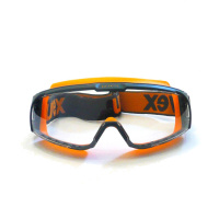 Uvex sí és snowboard szemüveg